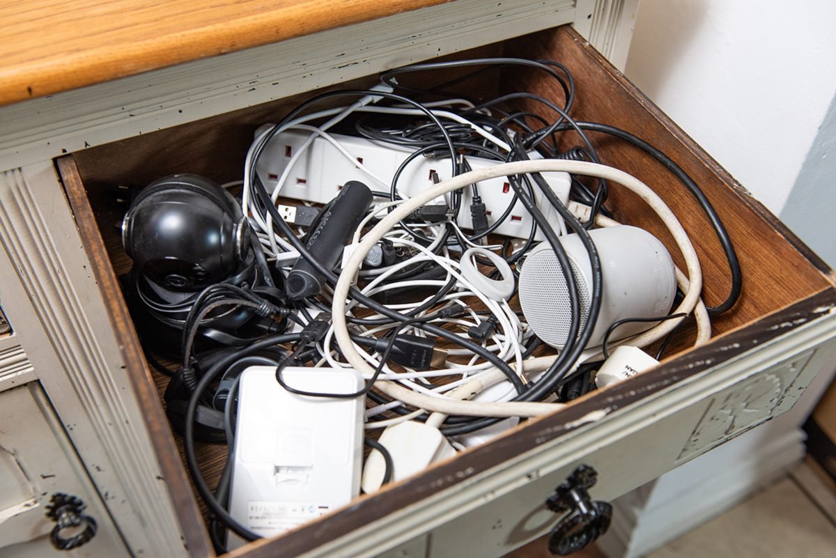 Cable-drawer