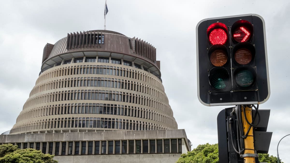 Public sector cuts: Health New Zealand planning to cut nearly 1500 more jobs